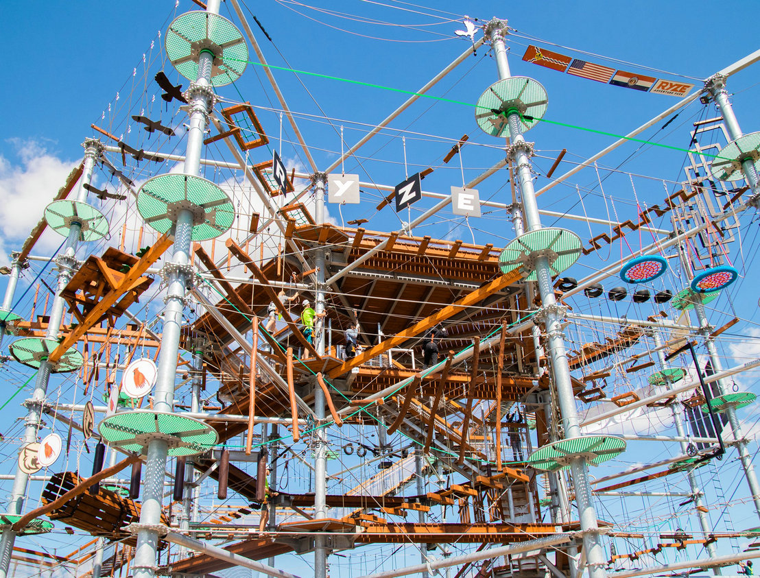 <b>圣路易斯RYZE冒險樂園高空繩索樂園探險塔</b>