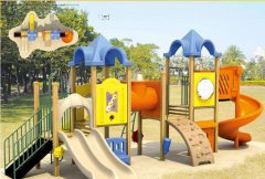 讓每一個(gè)小寶貝懂得游樂(lè)場(chǎng)所的安全守則